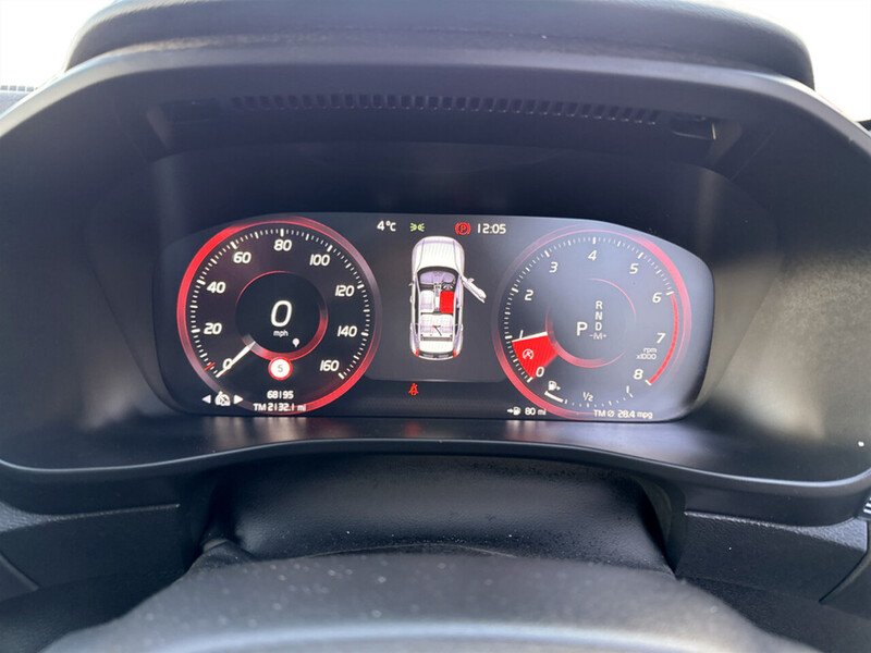 Used Volvo XC40 2020 for sale - 76751485: Photo 33