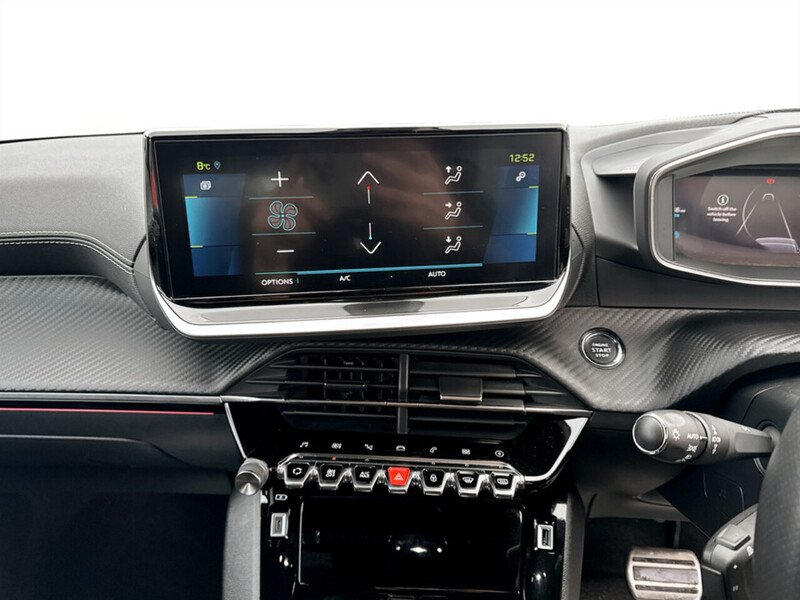 Used Peugeot 2008 2022 for sale - 76969744: Photo 11