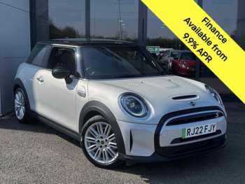 2022 - Cooper SE Level 2 3-Door