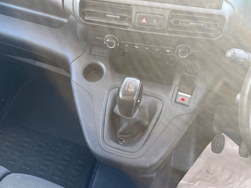 Used Peugeot Partner 2021 for sale - 76694317: Photo 29