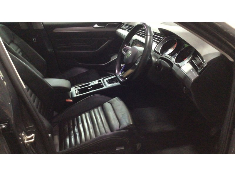 Used Volkswagen Passat 2021 for sale - 77621968: Photo 4