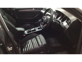 Used Volkswagen Passat 2021 for sale - 77621968: Photo