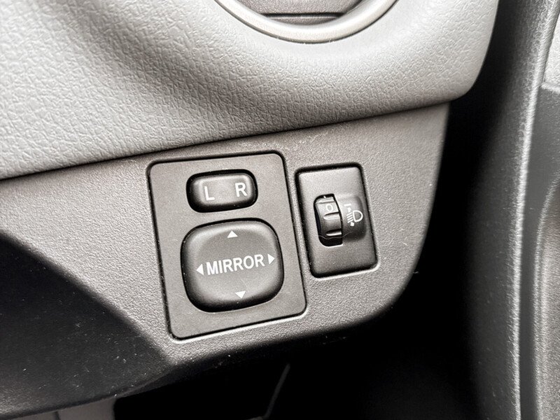 Used Toyota Yaris for sale - 78077253: Photo 27