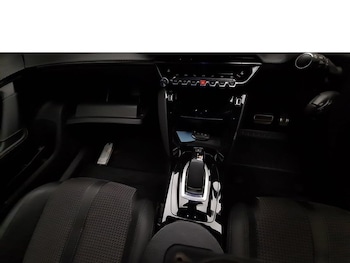 Used Peugeot E-2008 2021 for sale - 78247728: Photo