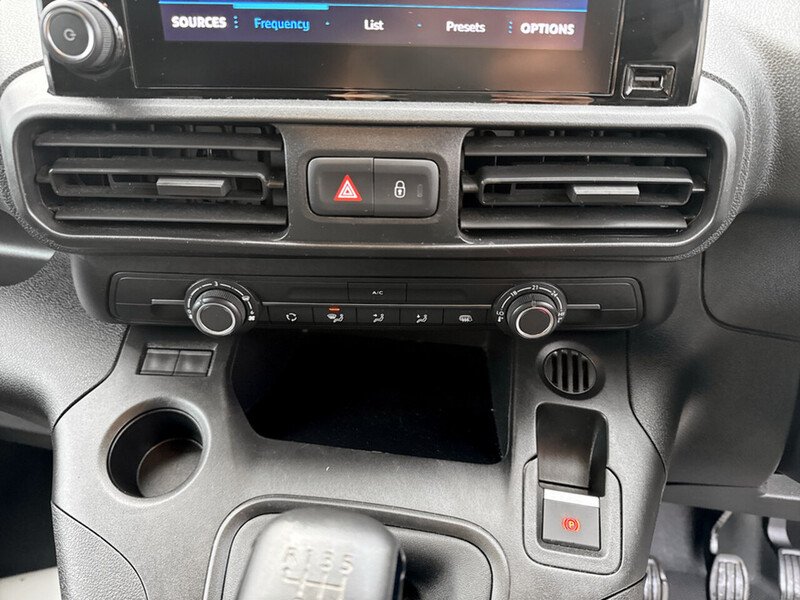Used Peugeot Partner 2022 for sale - 76346074: Photo 24