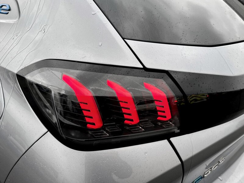 Used Peugeot E-208 2023 for sale - 77565844: Photo 39