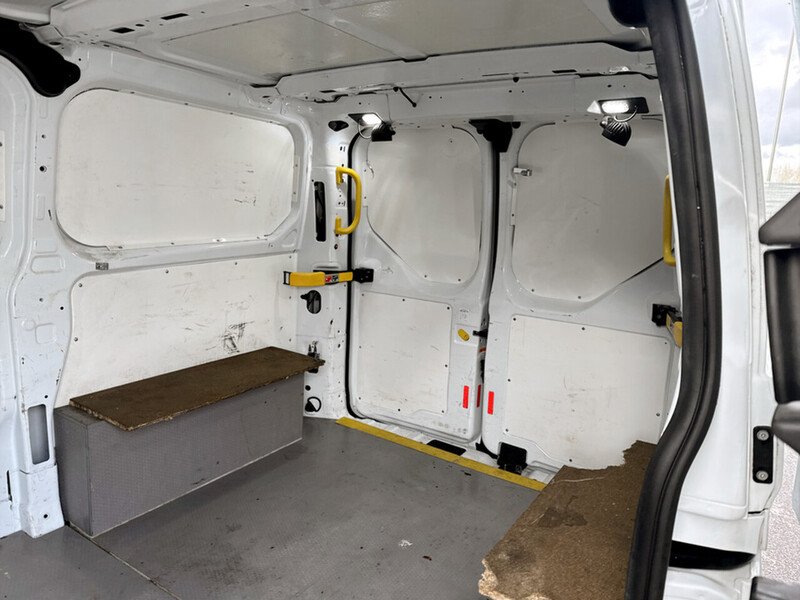 Used Ford Transit Custom 2020 for sale - 76357062: Photo 17