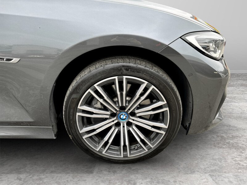 Used BMW 3 Series 2021 for sale - 76320155: Photo 32