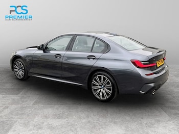 Used BMW 3 Series 2021 for sale - 76320155: Photo