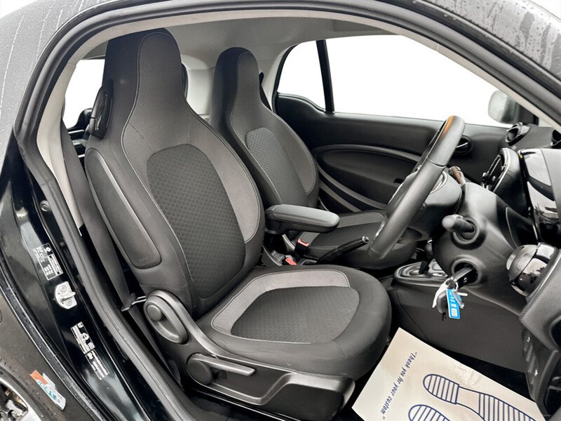 Used smart fortwo 2020 for sale - 76346068: Photo 4