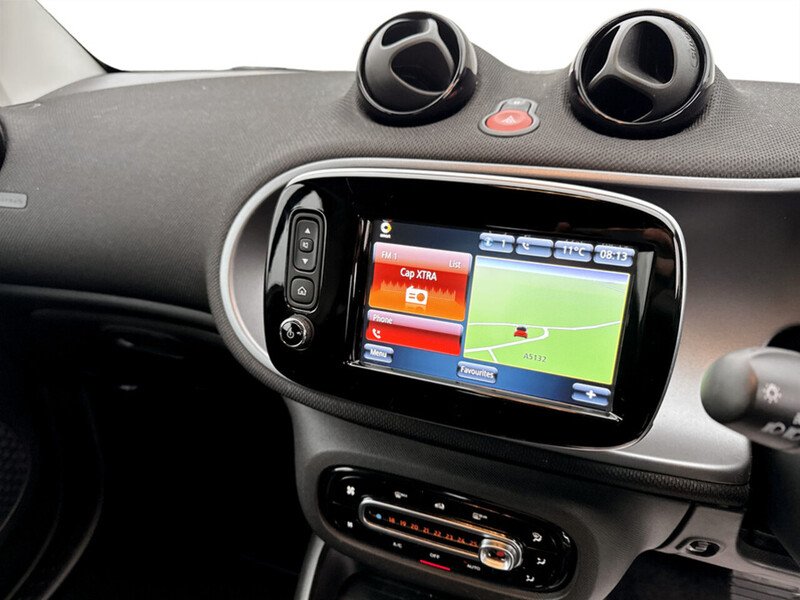 Used smart fortwo 2020 for sale - 76346068: Photo 6