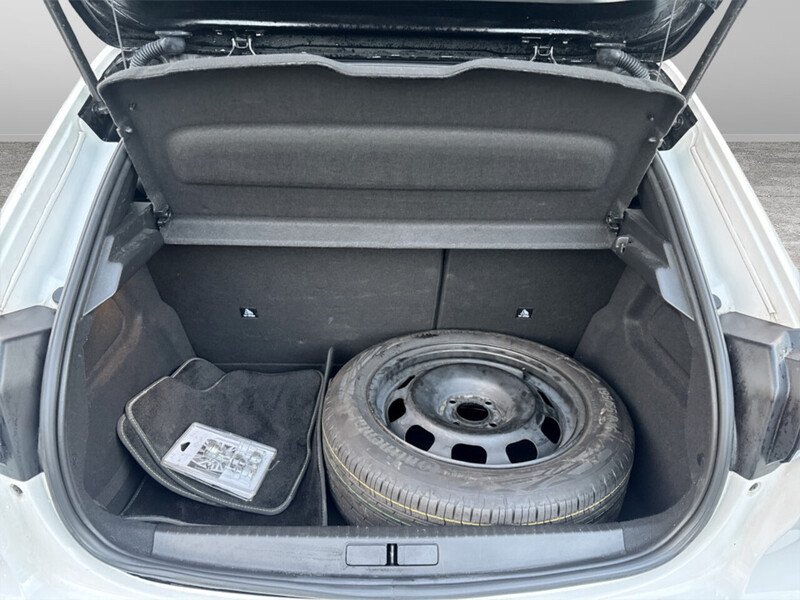 Used Peugeot 208 2023 for sale - 76969739: Photo 13