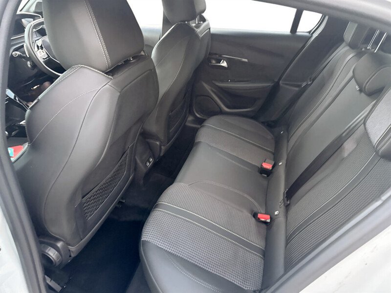 Used Peugeot 208 2023 for sale - 76969739: Photo 14