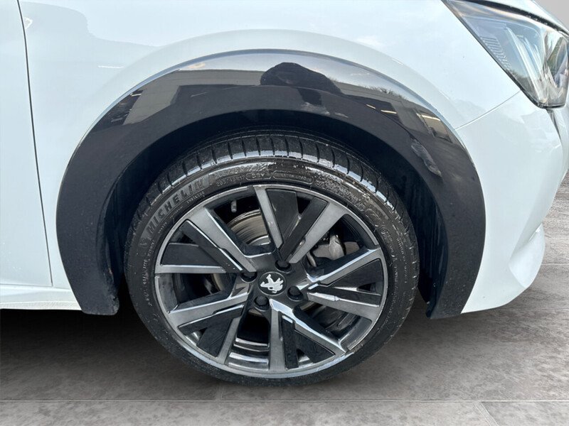 Used Peugeot 208 2023 for sale - 76969739: Photo 15