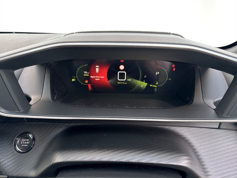 Used Peugeot 208 2023 for sale - 76969739: Photo 18