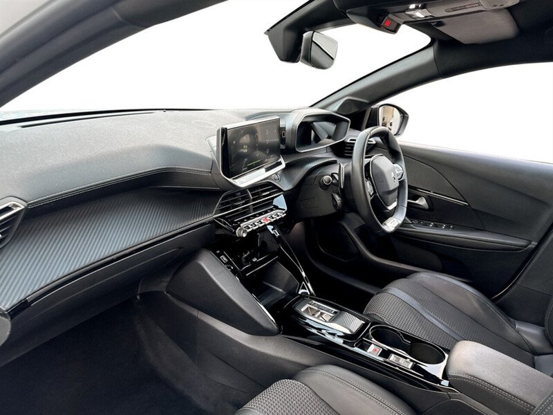 Used Peugeot 208 2023 for sale - 76969739: Photo 32