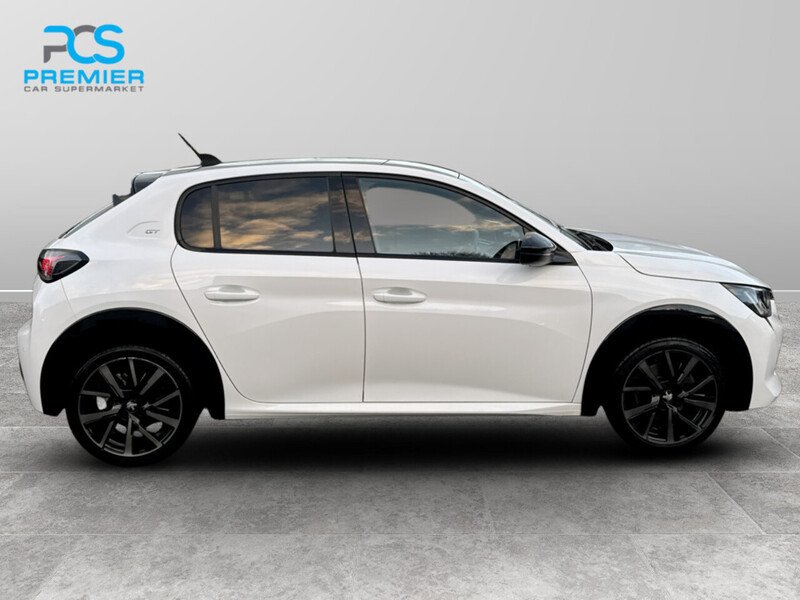 Used Peugeot 208 2023 for sale - 76969739: Photo 6