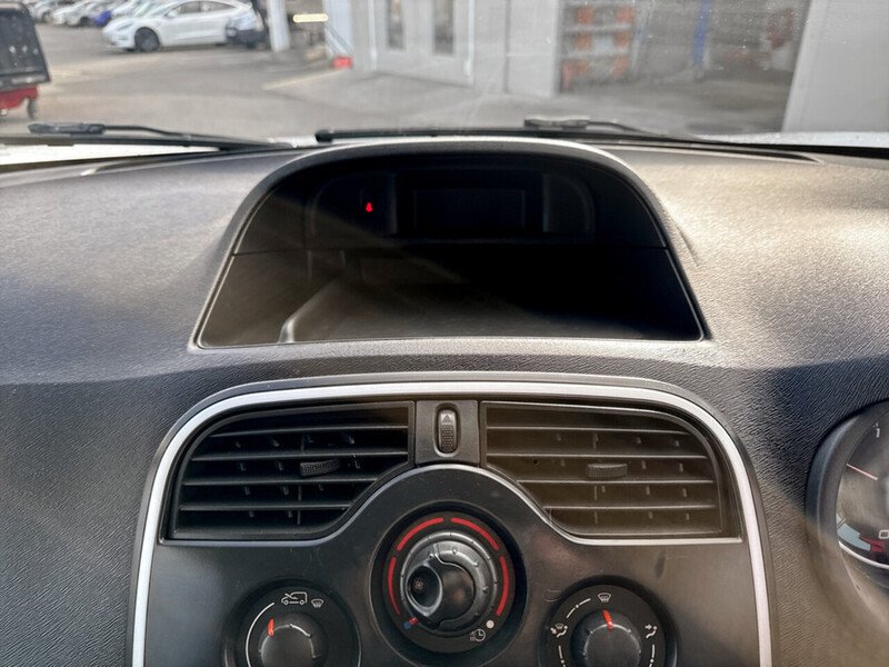 Used Renault Kangoo 2021 for sale - 76346063: Photo 17