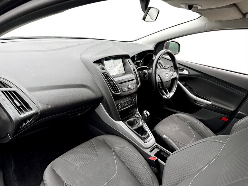 Used Ford Focus 2017 for sale - 78077252: Photo 15