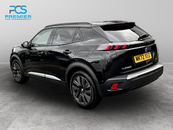 Used Peugeot E-2008 2022 for sale - 77483571: Photo