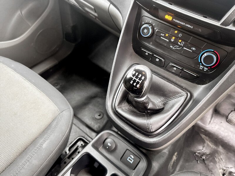 Used Ford Transit Connect 2020 for sale - 76081437: Photo 32
