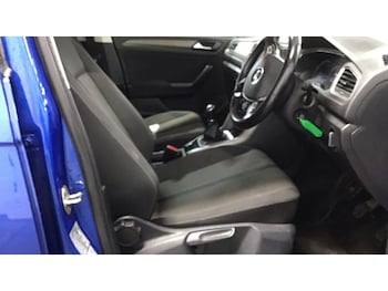 Used Volkswagen T-Roc 2021 for sale - 77447086: Photo