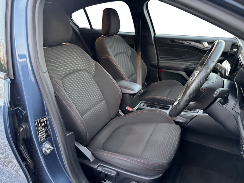 Used Ford Focus 2023 for sale - 77118180: Photo 32