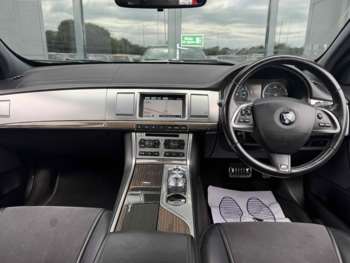 Used Jaguar XF 2015 for sale - 74897097: Photo