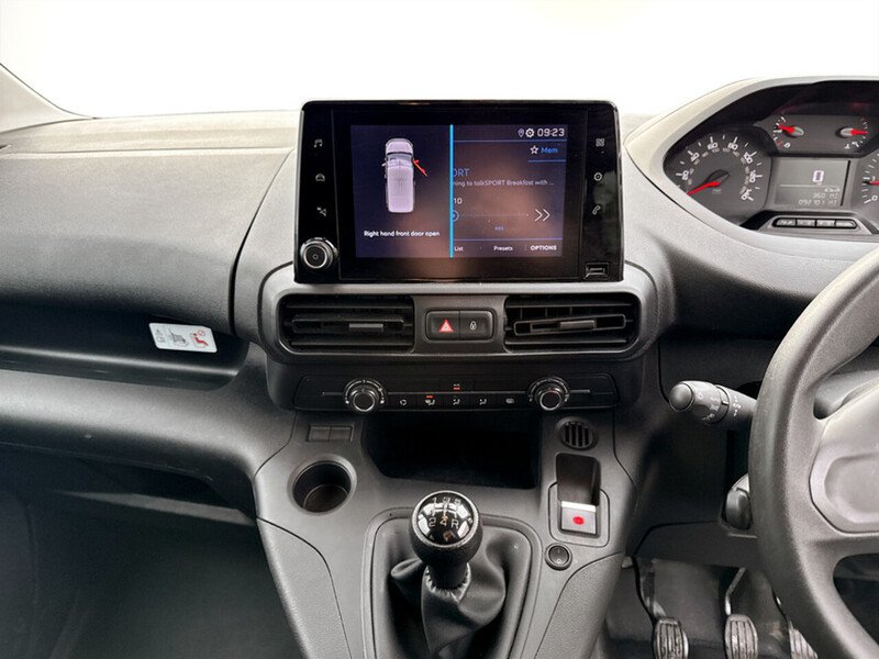 Used Peugeot Partner 2021 for sale - 76611074: Photo 26