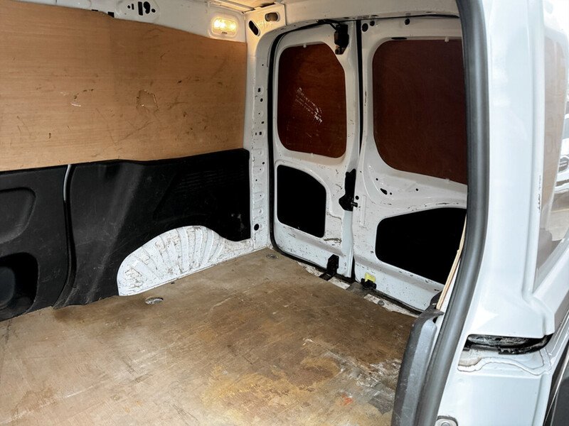 Used Vauxhall Combo 2020 for sale - 76329370: Photo 15