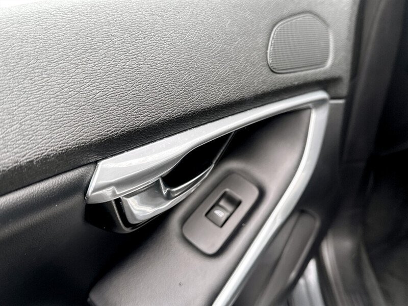 Used Volvo V40 2018 for sale - 77905962: Photo 32