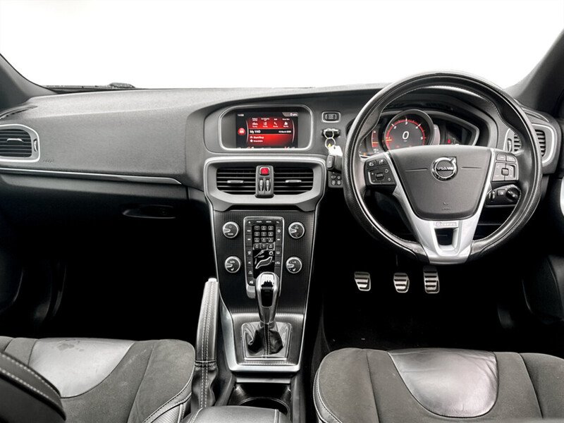 Used Volvo V40 2018 for sale - 77905962: Photo 8