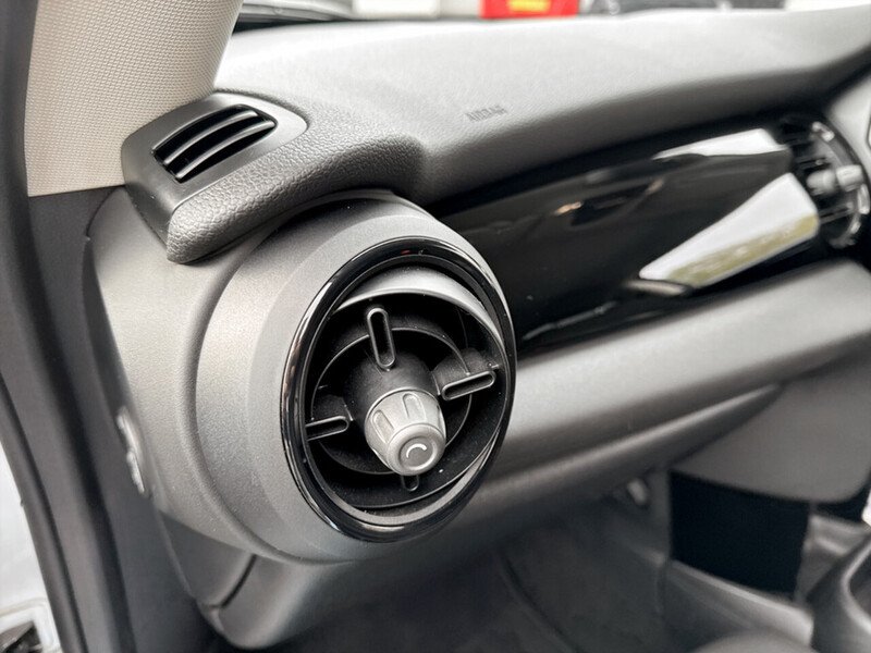 Used MINI Hatch 2021 for sale - 76339753: Photo 16