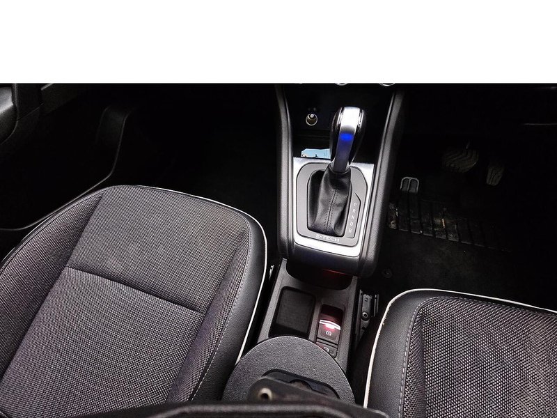 Used Renault Captur 2021 for sale - 77655722: Photo 4