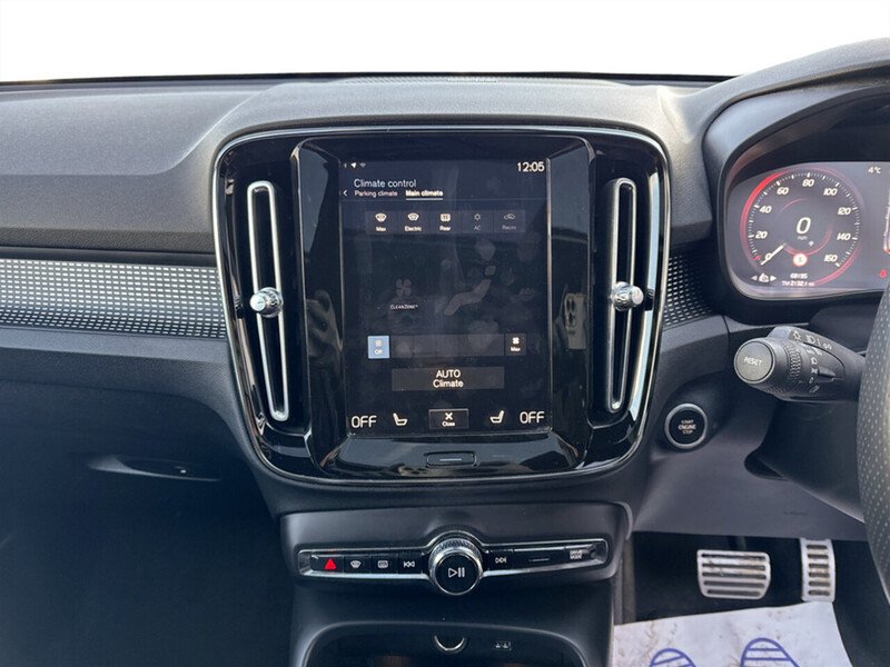 Used Volvo XC40 2020 for sale - 76663657: Photo 30