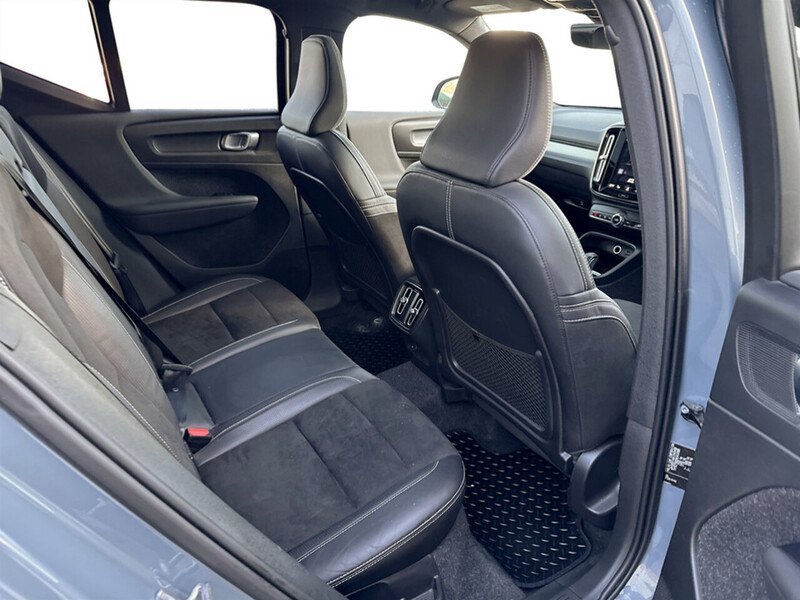 Used Volvo XC40 2020 for sale - 76663657: Photo 32