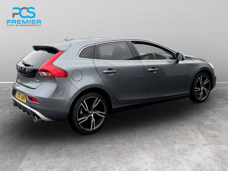 Used Volvo V40 2018 for sale - 78040225: Photo 25