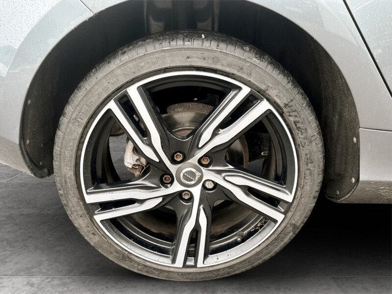 Used Volvo V40 2018 for sale - 78040225: Photo 27