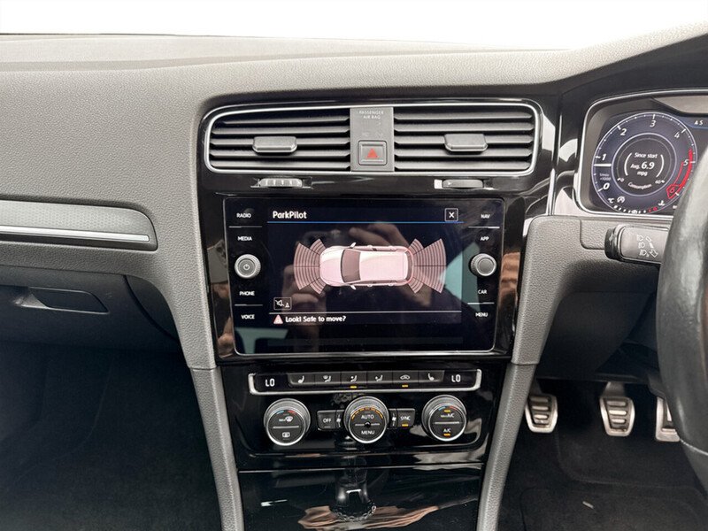 Used Volkswagen Golf for sale - 76464448: Photo 10