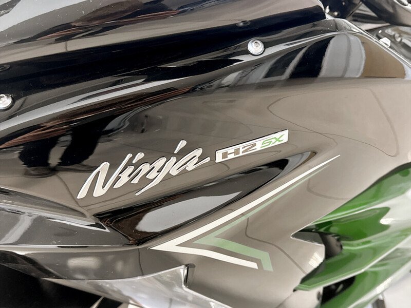Used Kawasaki NINJA H2 SX 2022 for sale - 78944202: Photo 8