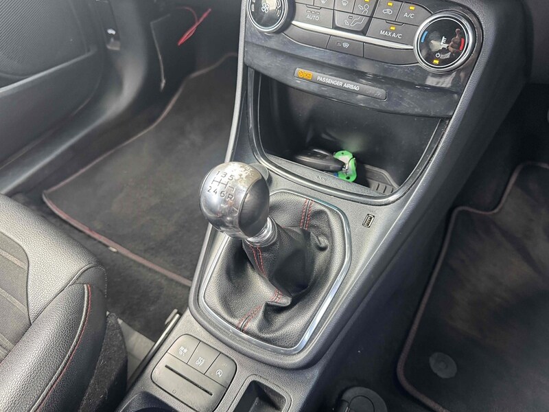 Vehicle 33
