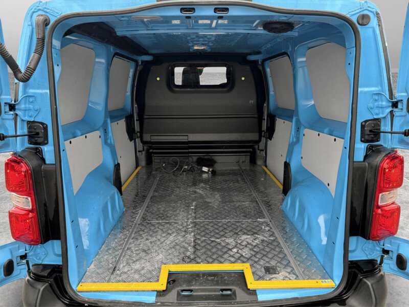 Used Vauxhall Vivaro 2022 for sale - 77601849: Photo 32