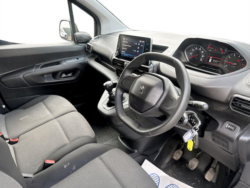 Vehicle 29