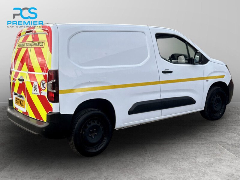 Vehicle 32