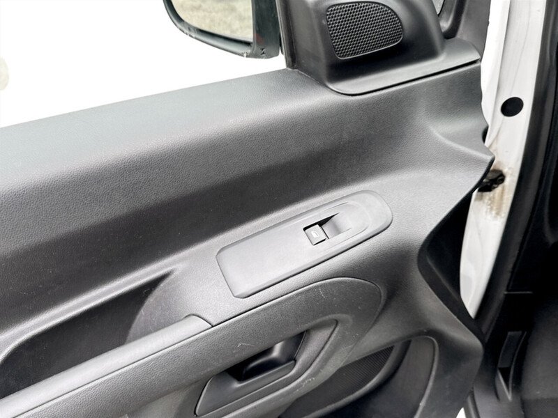 Used Peugeot Partner 2022 for sale - 77990151: Photo 25