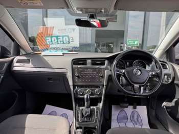 Used Volkswagen Golf 2019 for sale - 74548637: Photo