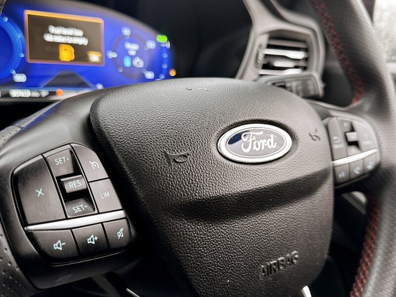 Used Ford Kuga 2022 for sale - 77250815: Photo 30