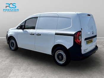 Used Renault Kangoo 2023 for sale - 77976787: Photo