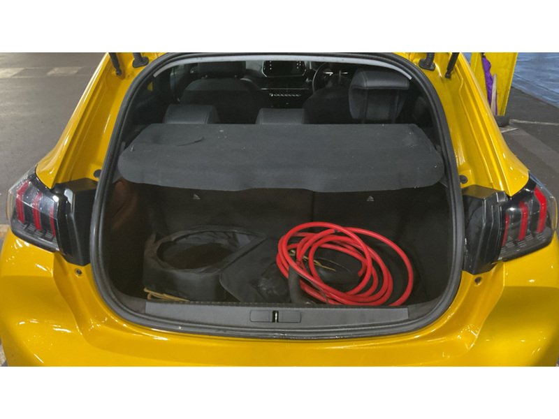 Used Peugeot 208 2023 for sale - 77636852: Photo 7