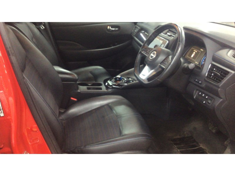 Used Nissan Leaf 2023 for sale - 78142146: Photo 4